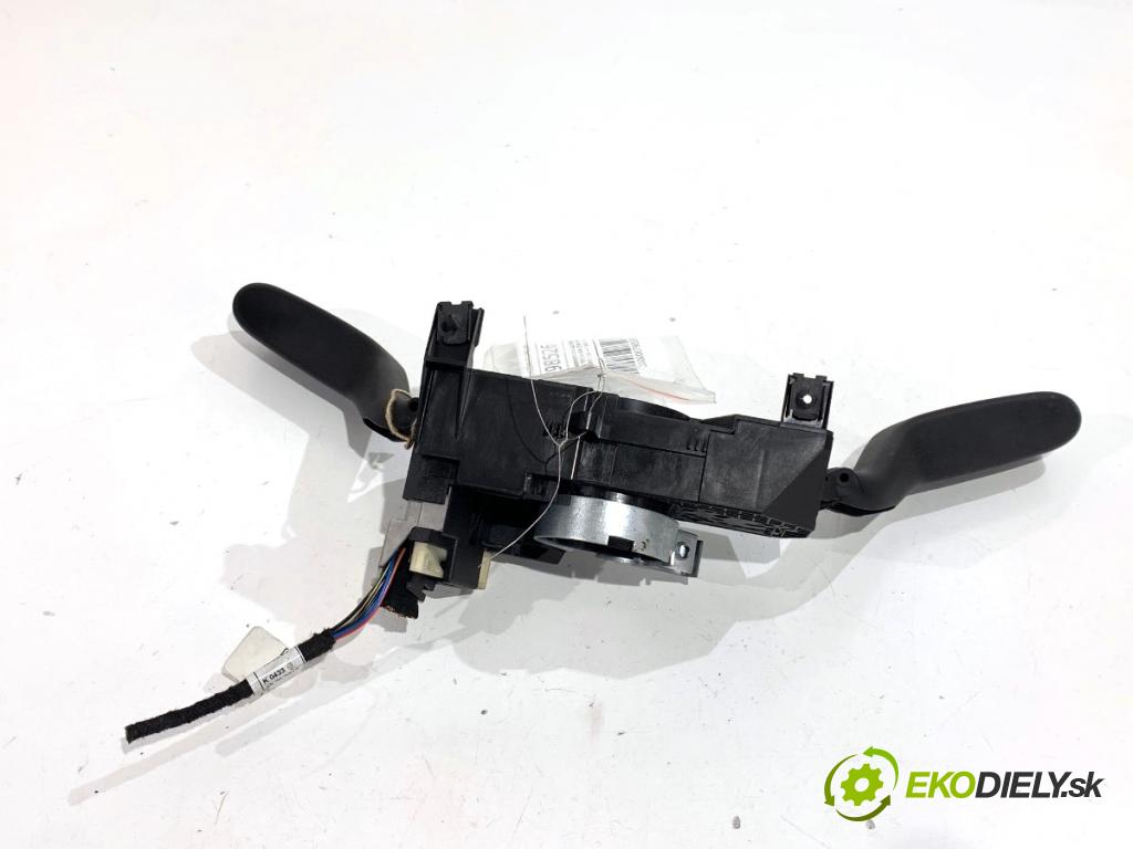 VW TRANSPORTER T5 Autobus 2003 96 kW 2.5 TDI 2461 Prepínač kombinovaný 7H0953513B (Prepínacie páčky pod volantom)