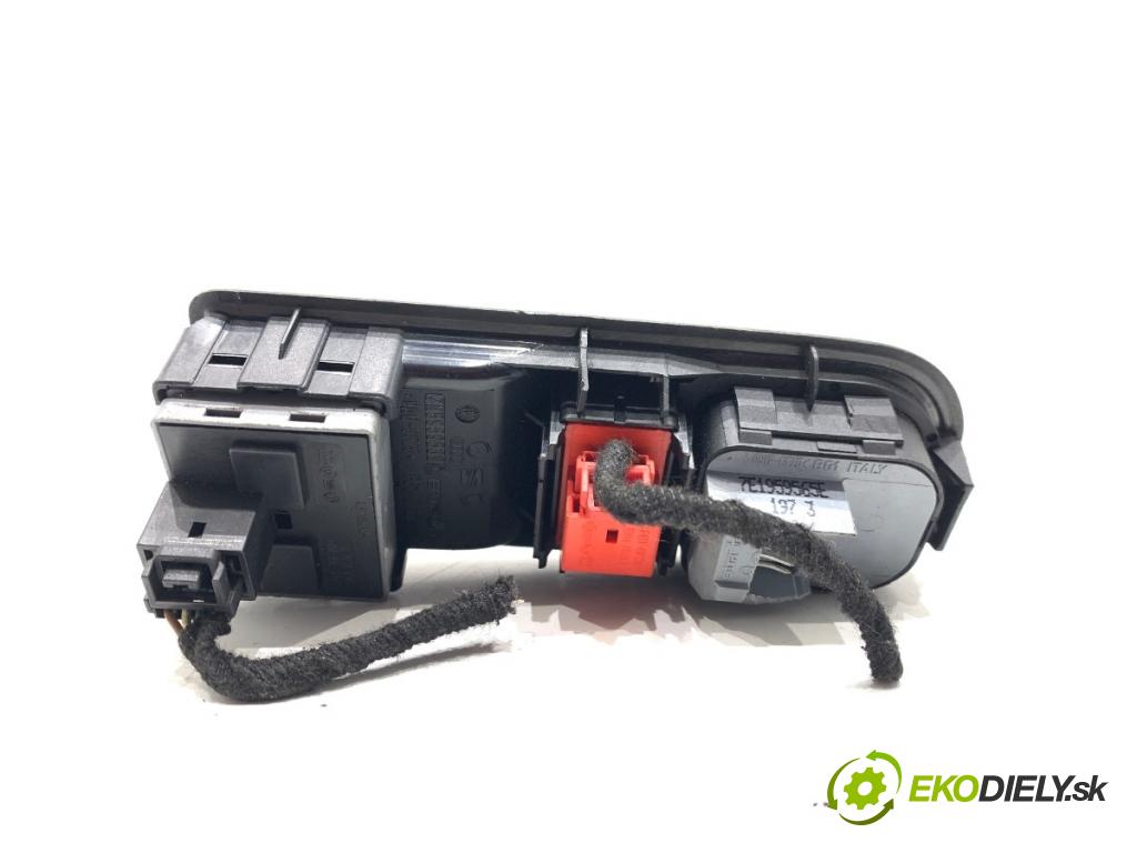 VW TRANSPORTER T5 Autobus 2003 96 kW 2.5 TDI 2461 Prepínač okien 7H5959539 (Prepínacie páčky pod volantom)