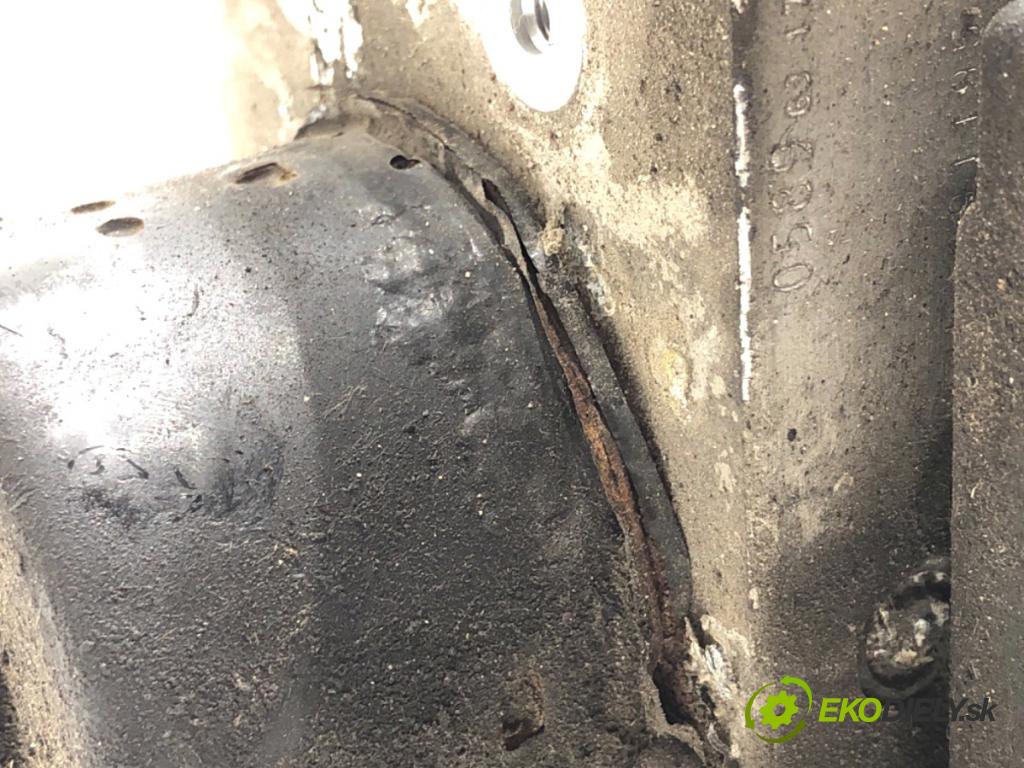 VW TRANSPORTER T5 Autobus 2003 96 kW 2.5 TDI 2461 Pumpa ABS 7H0614111E (Pumpa ABS)