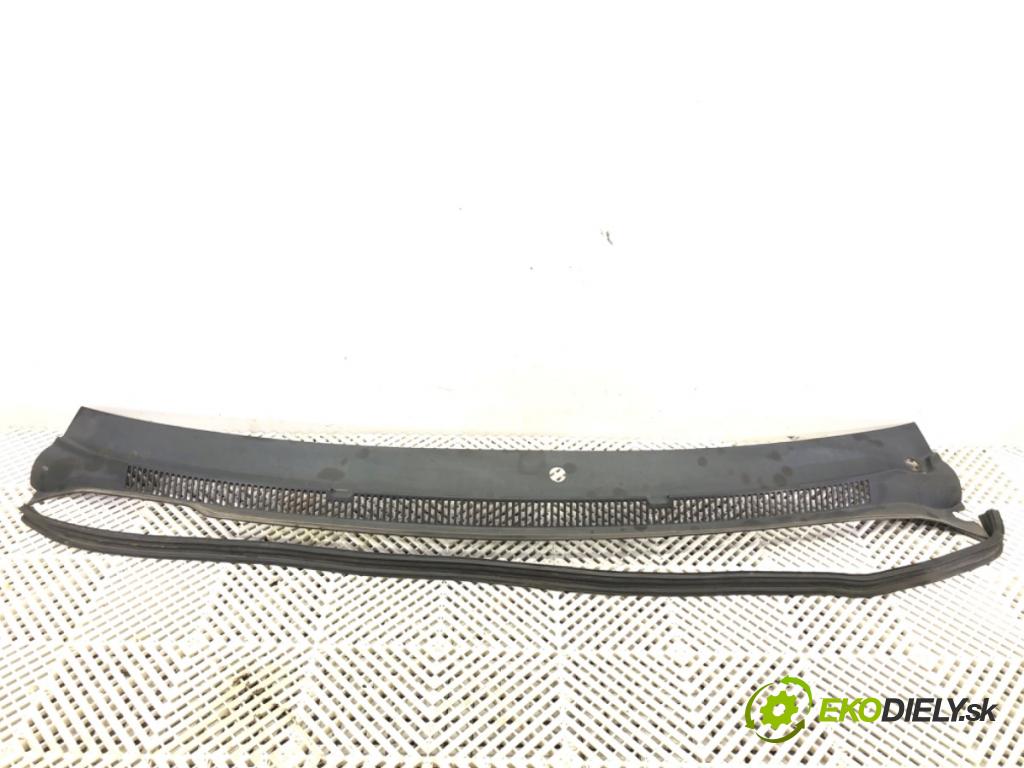 VW TRANSPORTER T5 Autobus 2003 96 kW 2.5 TDI 2461 Torpédo, plast pod čelné okno 7H1819403A (Torpédo (plast pod čelným sklom))