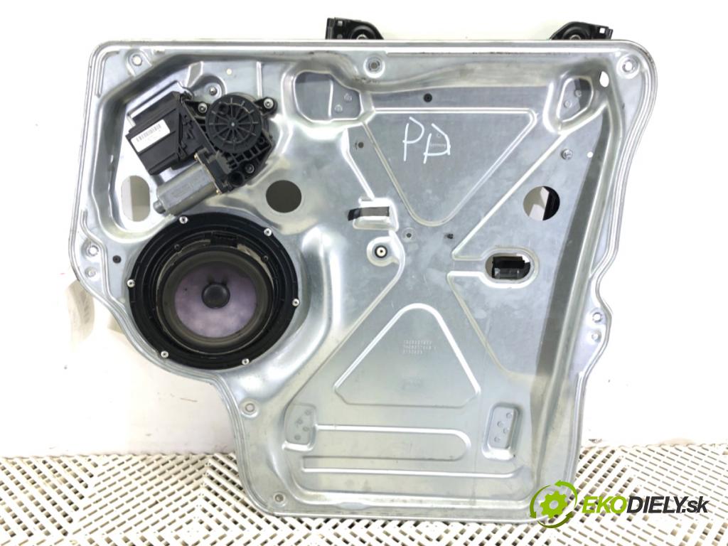 VW TRANSPORTER T5 Autobus 2003 96 kW 2.5 TDI 2461 mechanismus okna pravý přední část 7H1959802