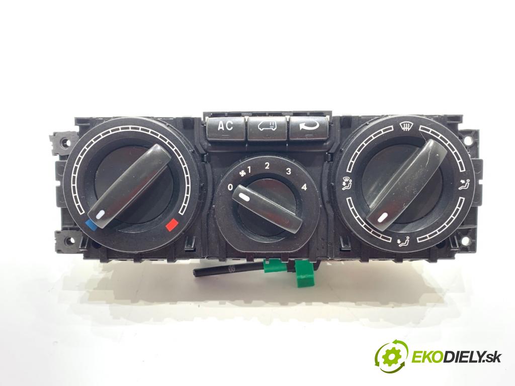 VW TRANSPORTER T5 Autobus 2003 96 kW 2.5 TDI 2461 Panel ovládania kúrenia 7H0820045G (Prepínacie páčky pod volantom)