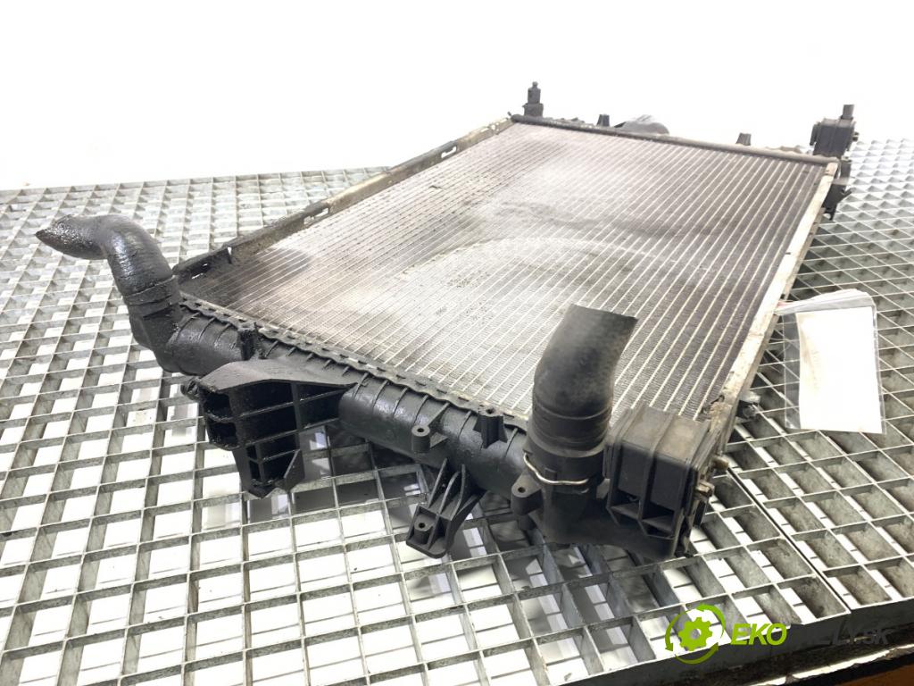 VW TRANSPORTER T5 Autobus 2003 96 kW 2.5 TDI 2461 chladič vody 7H0121253G (Vodní chladič)