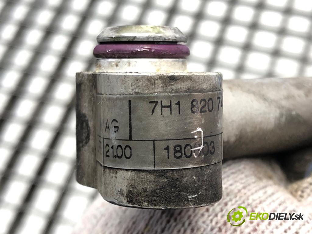 VW TRANSPORTER T5 Autobus 2003 96 kW 2.5 TDI 2461 rúrka klimatizace 7H1820743E (Trubka klimatizace)