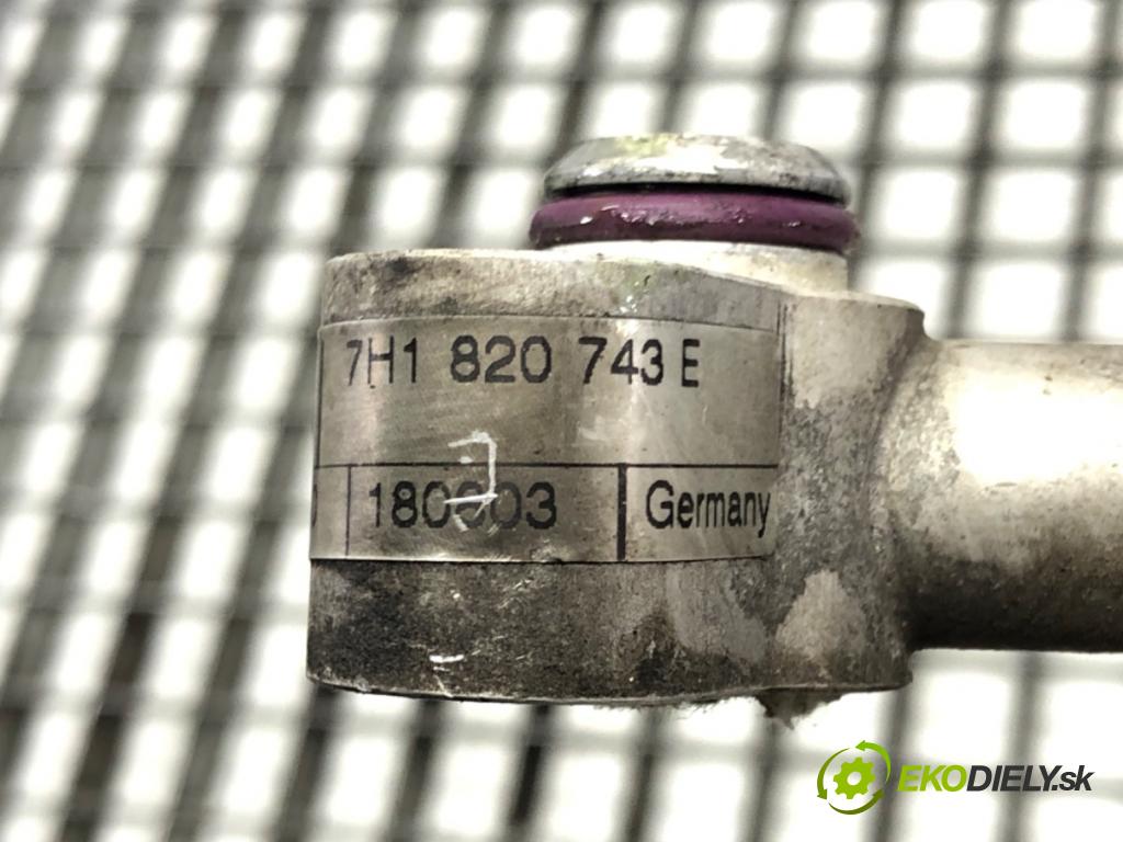 VW TRANSPORTER T5 Autobus 2003 96 kW 2.5 TDI 2461 rúrka klimatizace 7H1820743E (Trubka klimatizace)