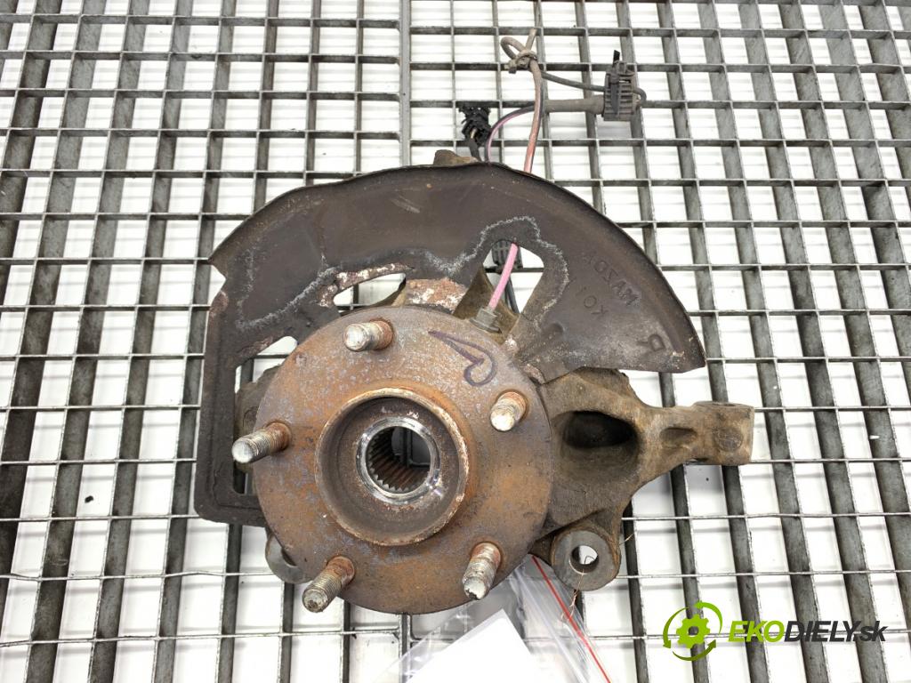MAZDA 3 BM liftback 2014 88 kW 2.0 1998 náboj pravy predný 
