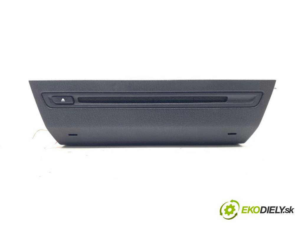 MAZDA 3 BM liftback 2014 88 kW 2.0 1998 RADIO BHP3-669G0 (Audio zariadenie)