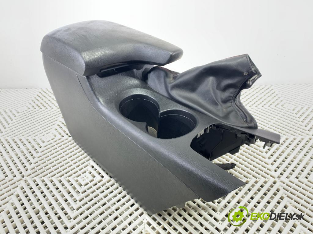 MAZDA 3 BM liftback 2014 88 kW 2.0 1998 Tunel středový OPĚRADLO: BHN1-64961