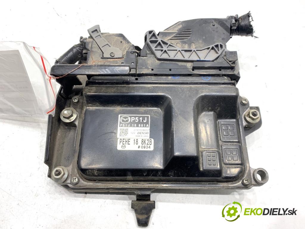 MAZDA 3 BM liftback 2014 88 kW 2.0 1998 riadiaca jednotka Motor P51J18881A (Riadiaca jednotka)