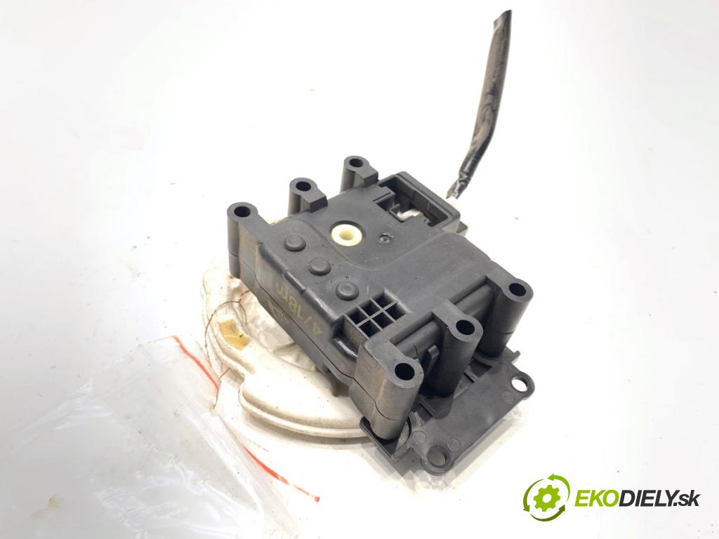 MAZDA 3 BM liftback 2014 88 kW 2.0 1998 Motorček kúrenia GA705KD47 (Motorček kúrenia)