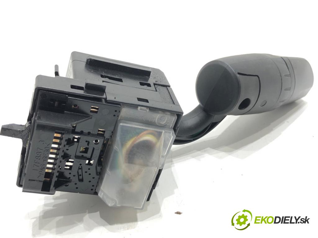 MAZDA 3 BM liftback 2014 88 kW 2.0 1998 Prepínač smeroviek KD5117F887 (Prepínacie páčky pod volantom)