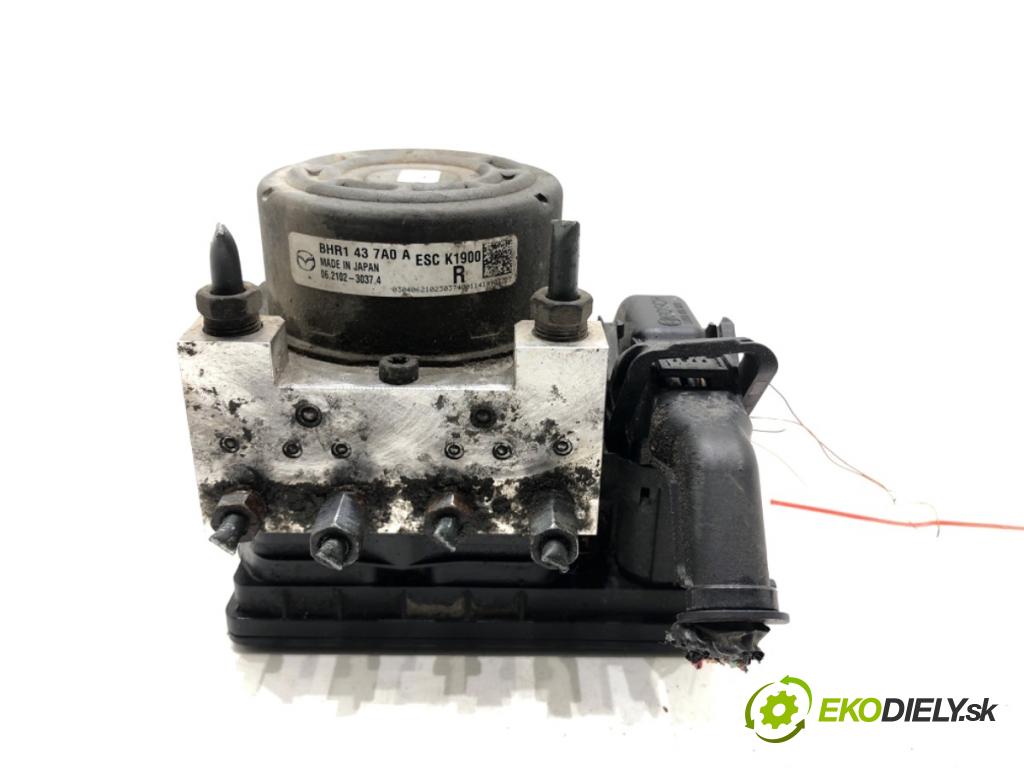 MAZDA 3 BM liftback 2014 88 kW 2.0 1998 Pumpa ABS BHR1437A0A (Pumpa ABS)