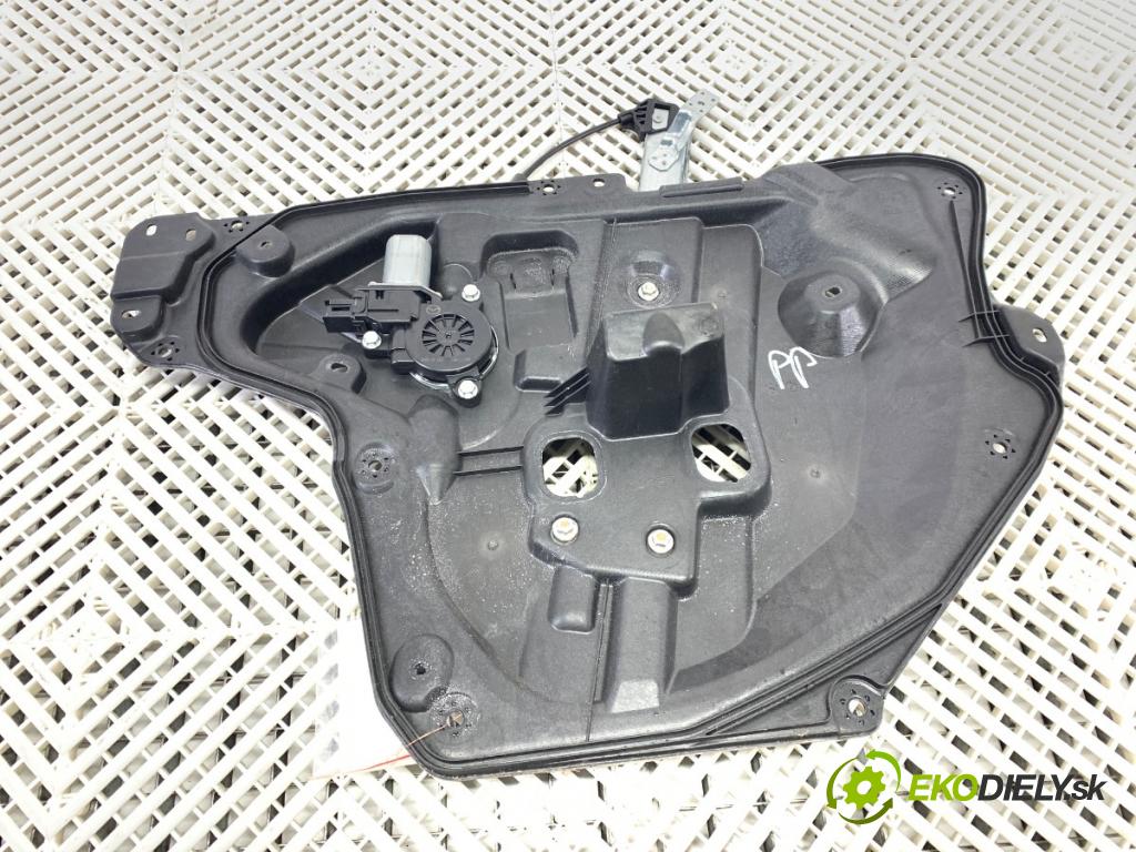 MAZDA 3 BM liftback 2014 88 kW 2.0 1998 mechanismus okna pravý přední část