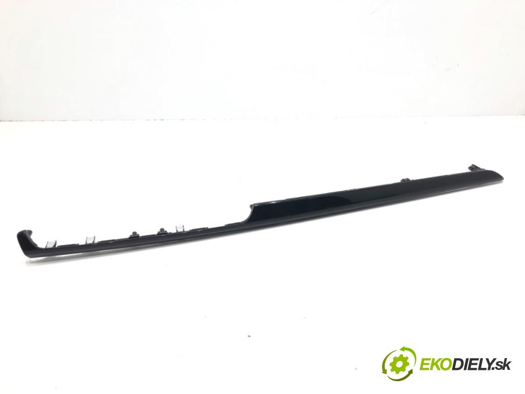 MAZDA 3 BM liftback 2014 88 kW 2.0 1998 lišty kryt BHN155256 (Lišta)