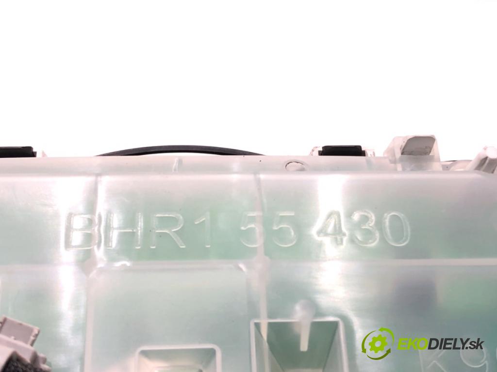 MAZDA 3 BM liftback 2014 88 kW 2.0 1998 Prístrojovka HKBHR2F (Prístrojová doska)