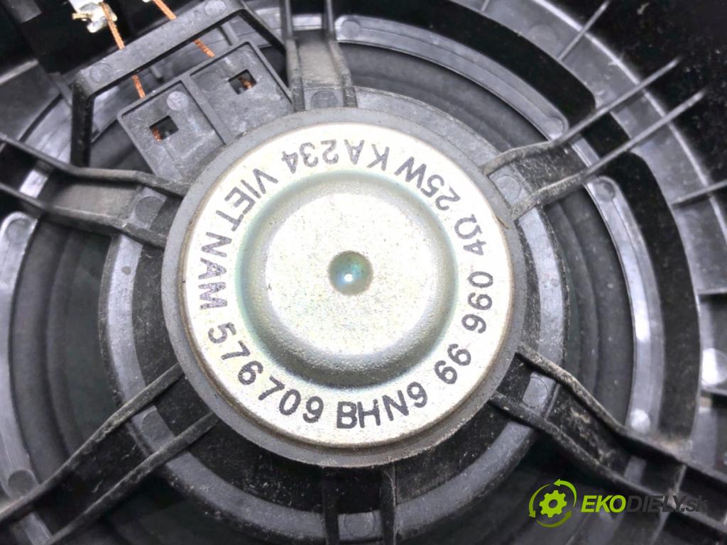 MAZDA 3 BM liftback 2014 88 kW 2.0 1998 reproduktory BHN966960