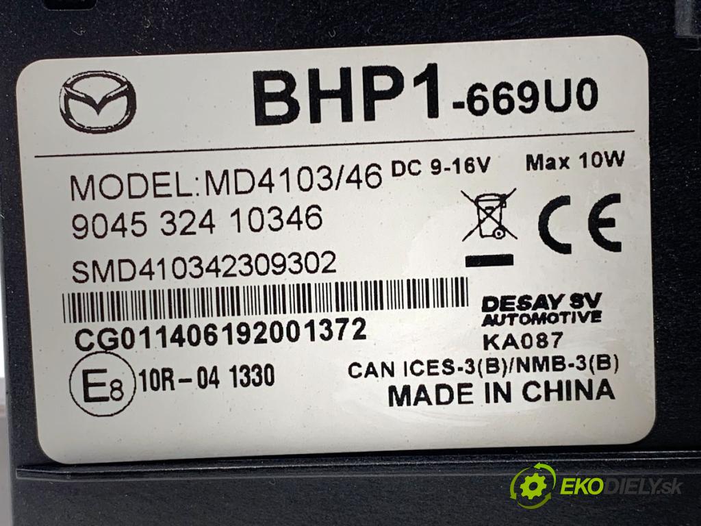 MAZDA 3 BM liftback 2014 88 kW 2.0 1998 HNÍZDO: USB BHP1-669U0