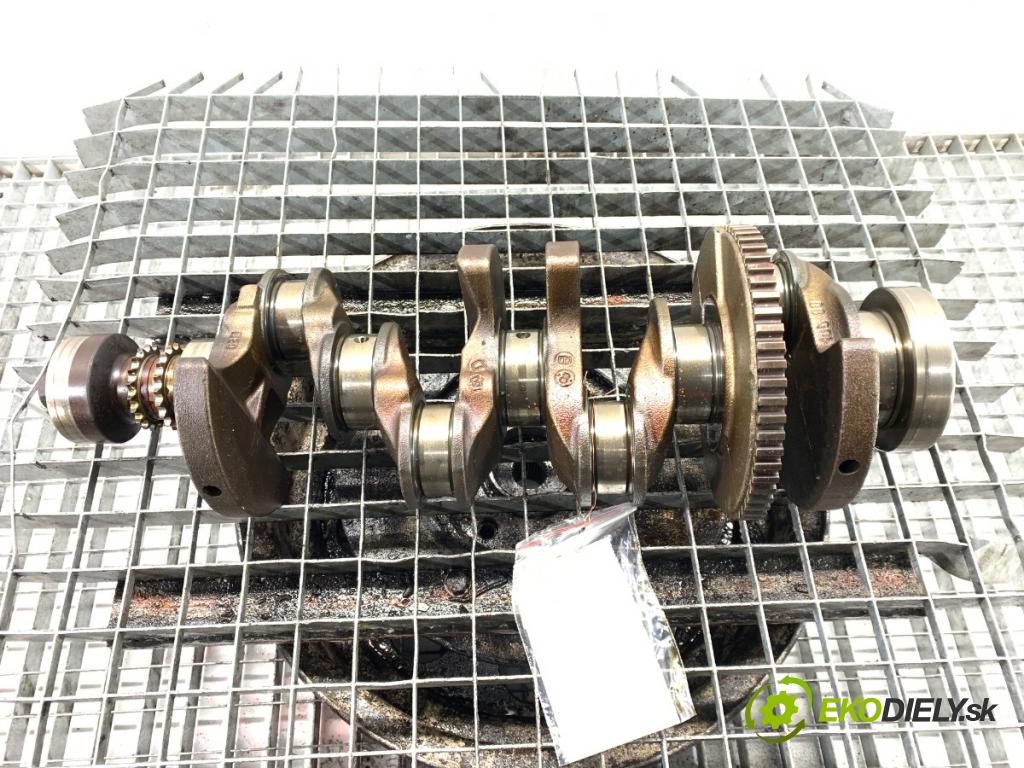 BMW E90 sedan 2008 125 kW 320 i 1995 Kardaň, hriadeľ KLIKA: N43B20A (Blok motora ostatné)