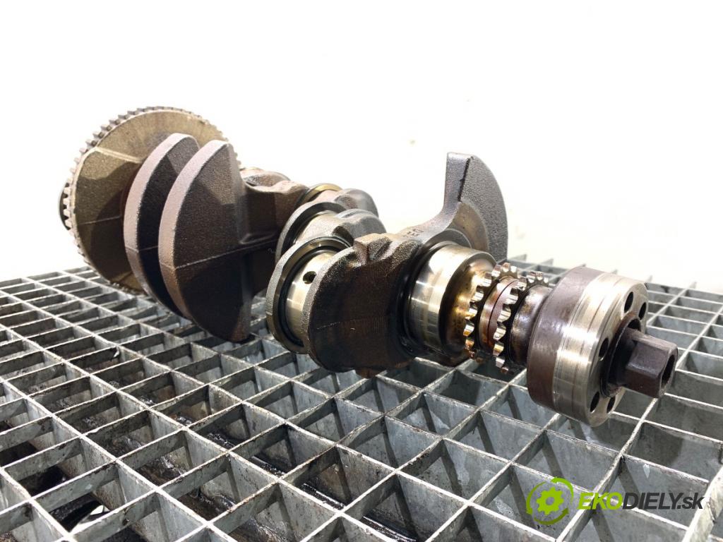 BMW E90 sedan 2008 125 kW 320 i 1995 Kardaň, hriadeľ KLIKA: N43B20A (Blok motora ostatné)