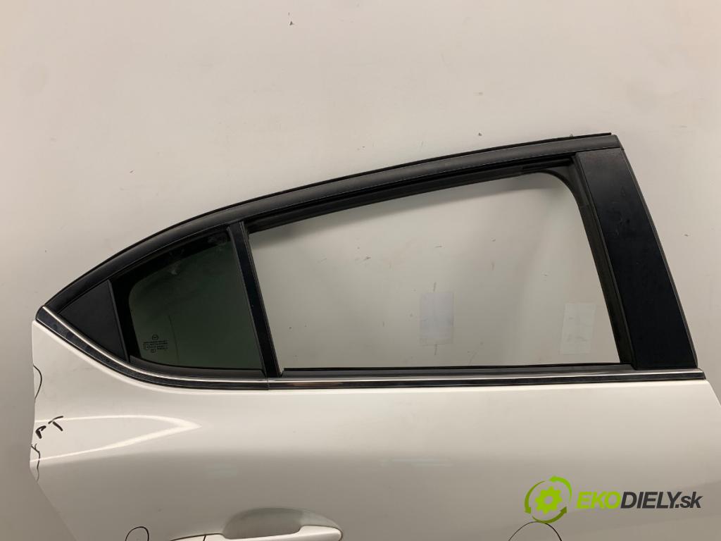 MAZDA 3 BM liftback 2014 88 kW 2.0 1998 Dvere pravy zad 25D