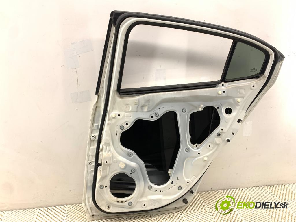 MAZDA 3 BM liftback 2014 88 kW 2.0 1998 Dvere pravy zad 25D
