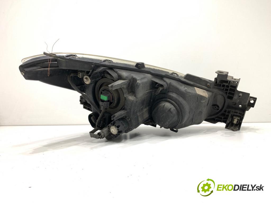 MAZDA 3 BM liftback 2014 88 kW 2.0 1998 světlomet levý přední část