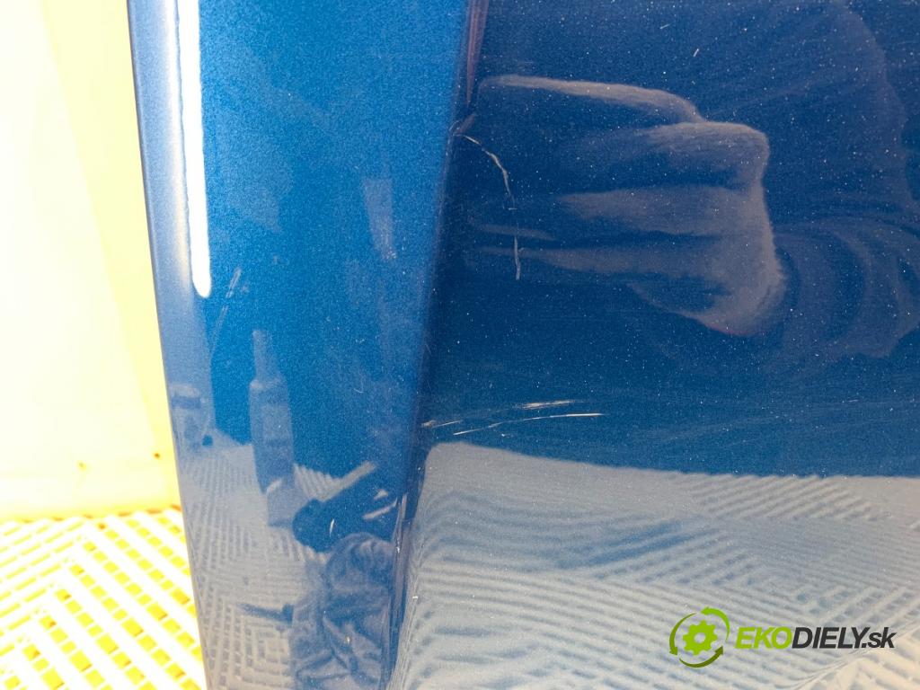 TOYOTA AURIS II ---  --- --- --- kapota  (Kapota)