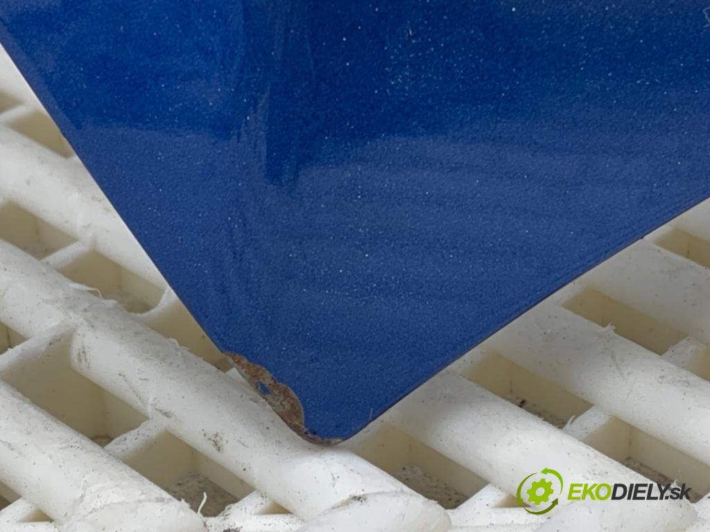 TOYOTA AURIS II ---  --- --- --- kapota  (Kapota)