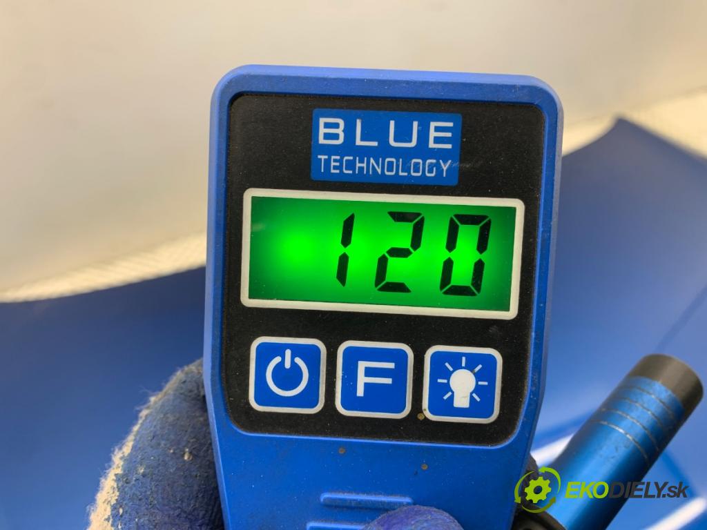 TOYOTA AURIS II ---  --- --- --- kapota  (Kapota)