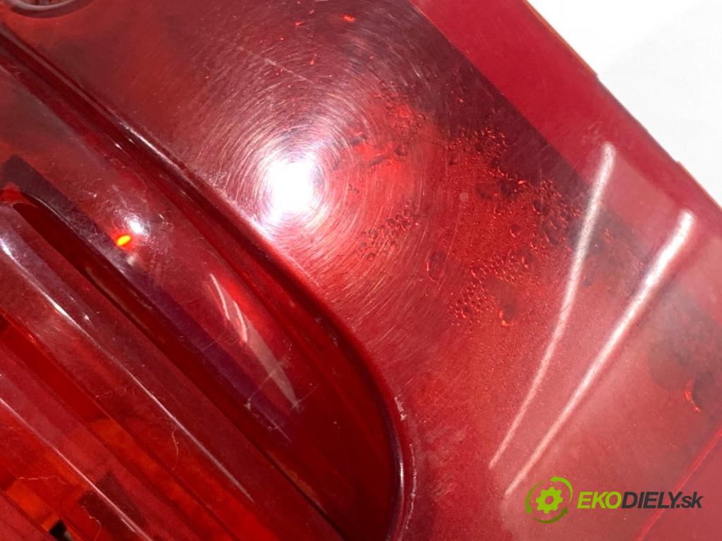 FIAT DUCATO II Autobus 2003 81 kW 2.3 JTD 2286 světlo pravý zadní část