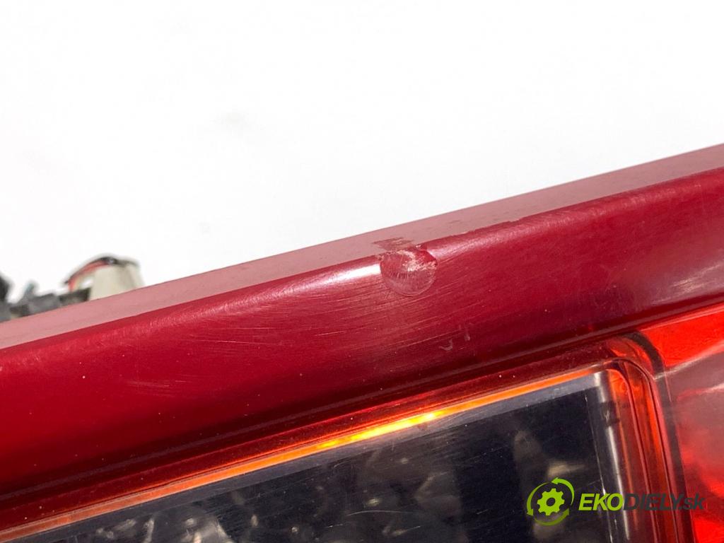 FIAT DUCATO II Autobus 2003 81 kW 2.3 JTD 2286 světlo pravý zadní část