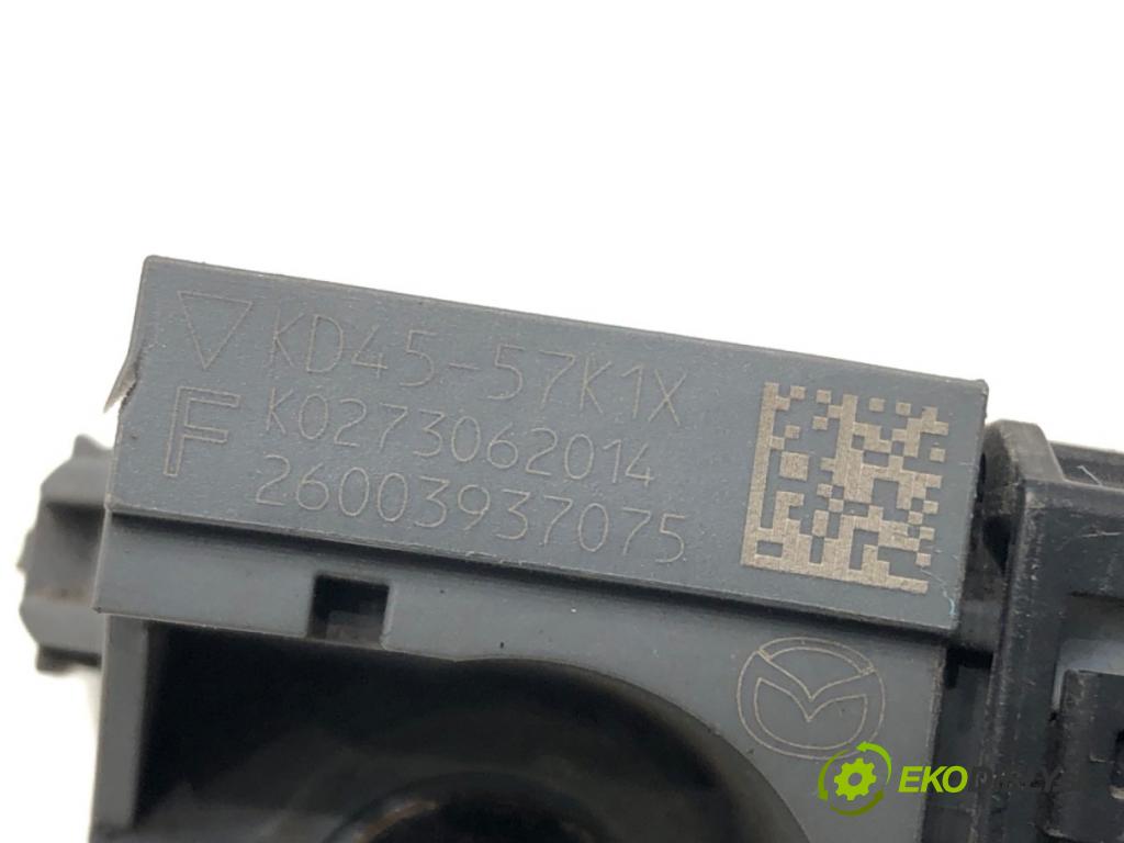 MAZDA 3 BM liftback 2014 88 kW 2.0 1998 Snímač nárazu KD45-57K1X (Snímač nárazu)
