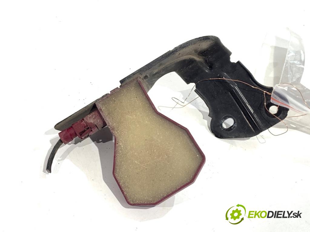 AUDI Q8 SUV 2019 210 kW 50 TDI Mild Hybrid quattro 2967 Zosilňovač Antenní: 4M0035507 (Zosilňovač)