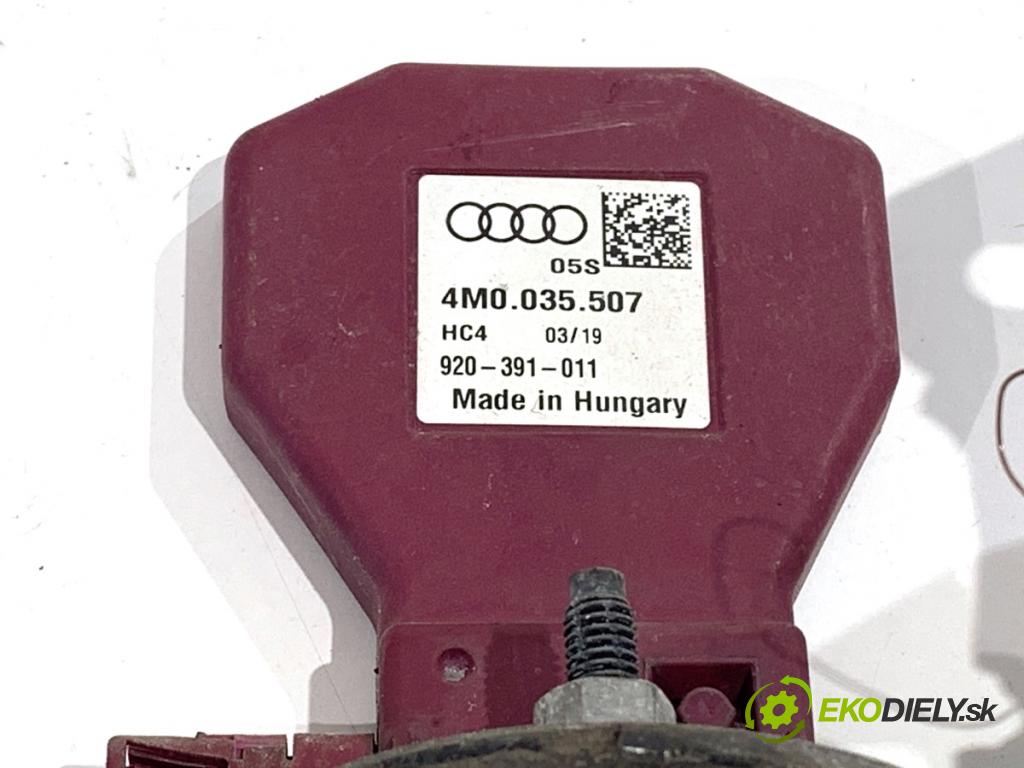 AUDI Q8 SUV 2019 210 kW 50 TDI Mild Hybrid quattro 2967 Zosilňovač Antenní: 4M0035507 (Zosilňovač)