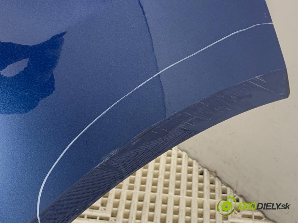 FORD FIESTA MK7 liftback 2009 44 kW 1.25 1242 nárazník přední část  (Klika dveří ostatní)