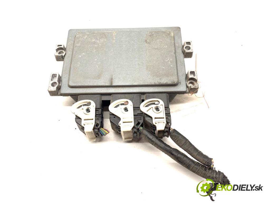 FORD FIESTA MK7 liftback 2009 44 kW 1.25 1242 riadiaca jednotka Motor 8V21-12A650-SF (Riadiaca jednotka)