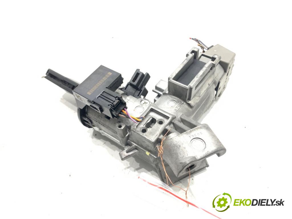 FORD FIESTA MK7 liftback 2009 44 kW 1.25 1242 spinačka 8A6T-15607-AB (Spínacia skrinka)