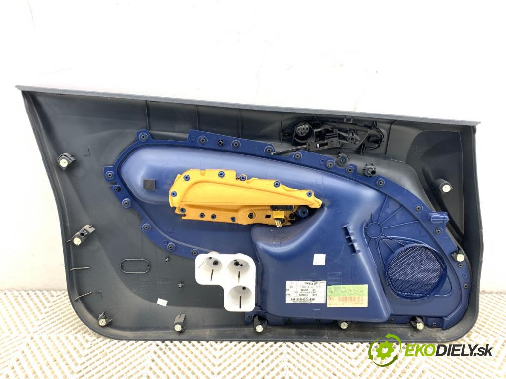 FORD FIESTA MK7 liftback 2009 44 kW 1.25 1242 ča dveře pravý přední část