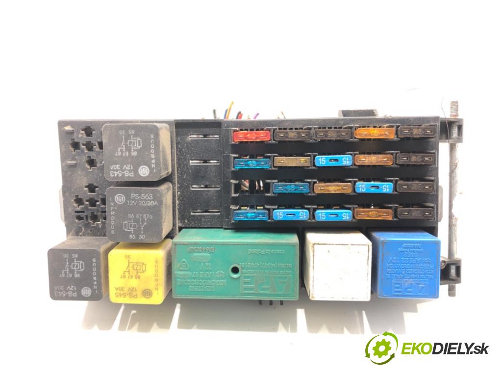 DAEWOO LUBLIN II Platforma / podwozie 2004 66 kW 2.4 TD (3354) 2417 Skrinka poistková  (Poistková skrinka)