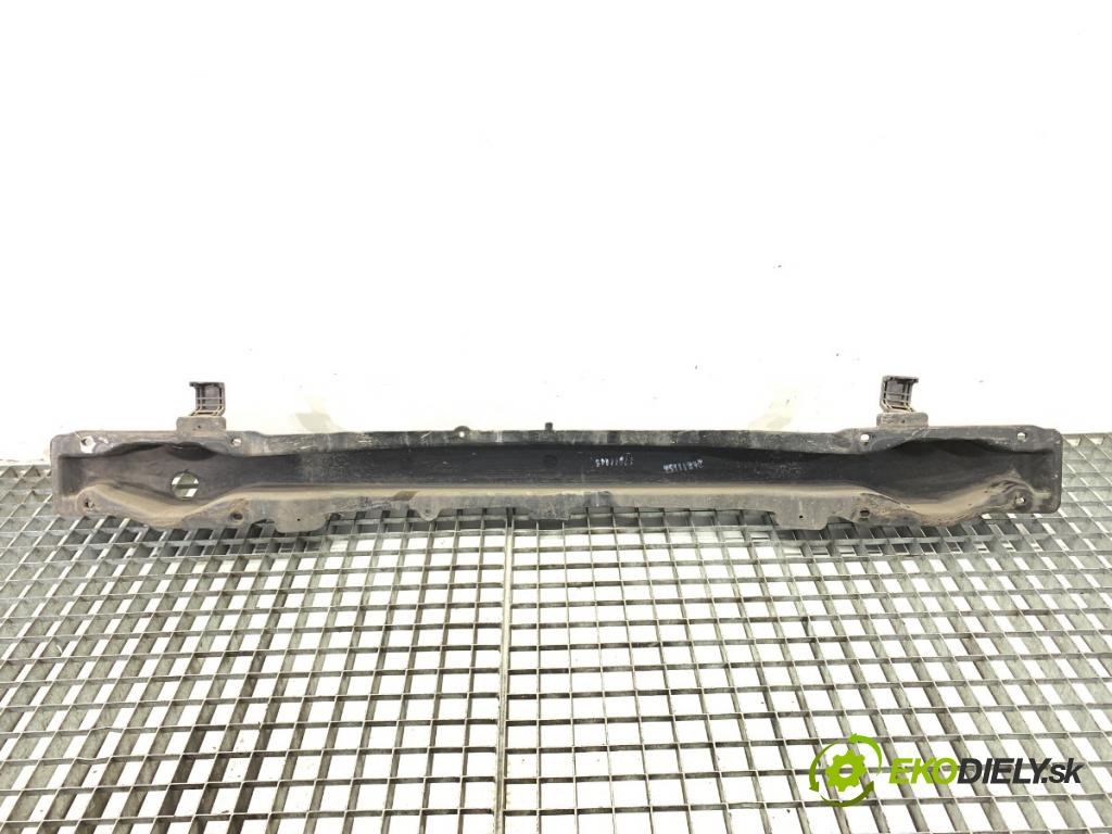 HYUNDAI i30 Kombi 2011 66 kW 1.6 CRDi 1582 výztuha nárazníka zadní část  (Zadní výztuha)