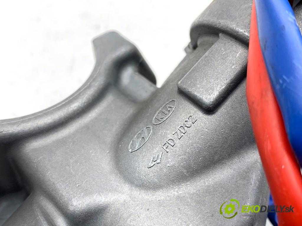 HYUNDAI i30 Kombi 2011 66 kW 1.6 CRDi 1582 spinačka  (Spínacia skrinka)