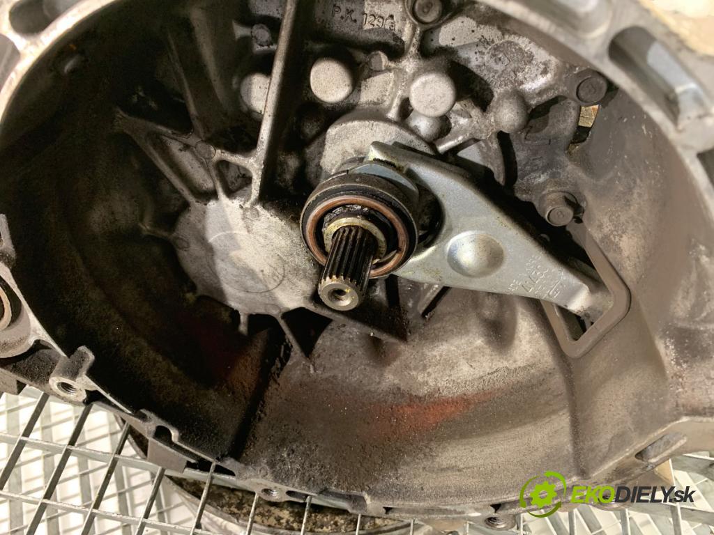 HYUNDAI i30 Kombi 2011 66 kW 1.6 CRDi 1582 Prevodovka WAJ6C (Prevodovka)