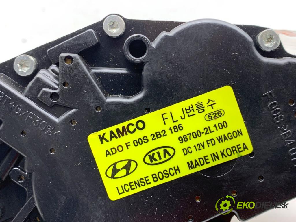 HYUNDAI i30 Kombi 2011 66 kW 1.6 CRDi 1582 Motor stieračov zad 98700-2L100