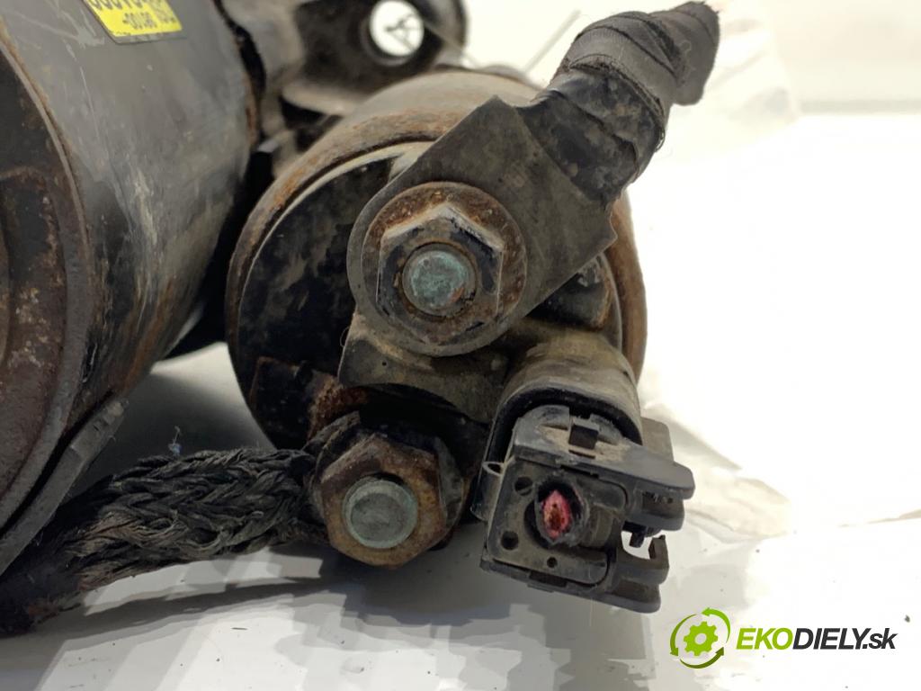 HYUNDAI i30 Kombi 2011 66 kW 1.6 CRDi 1582 startér 36100-2A300 (Startér)