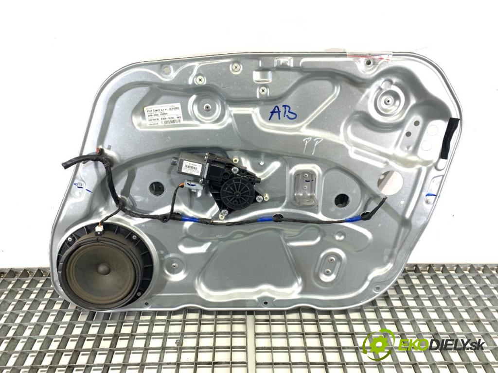 HYUNDAI i30 Kombi 2011 66 kW 1.6 CRDi 1582 mechanismus okna pravý přední část 82480-2R030