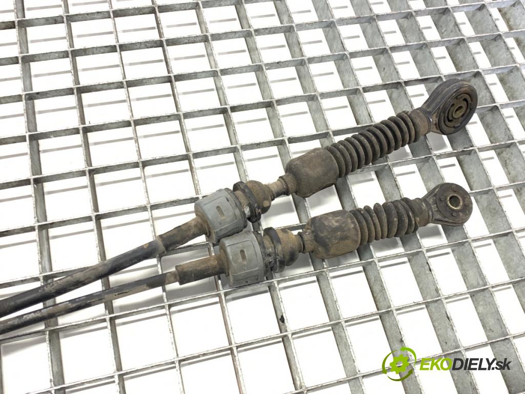 HYUNDAI i30 Kombi 2011 66 kW 1.6 CRDi 1582 Kulisa 43700-2R150 (Rýchlostná páka (kulisa))