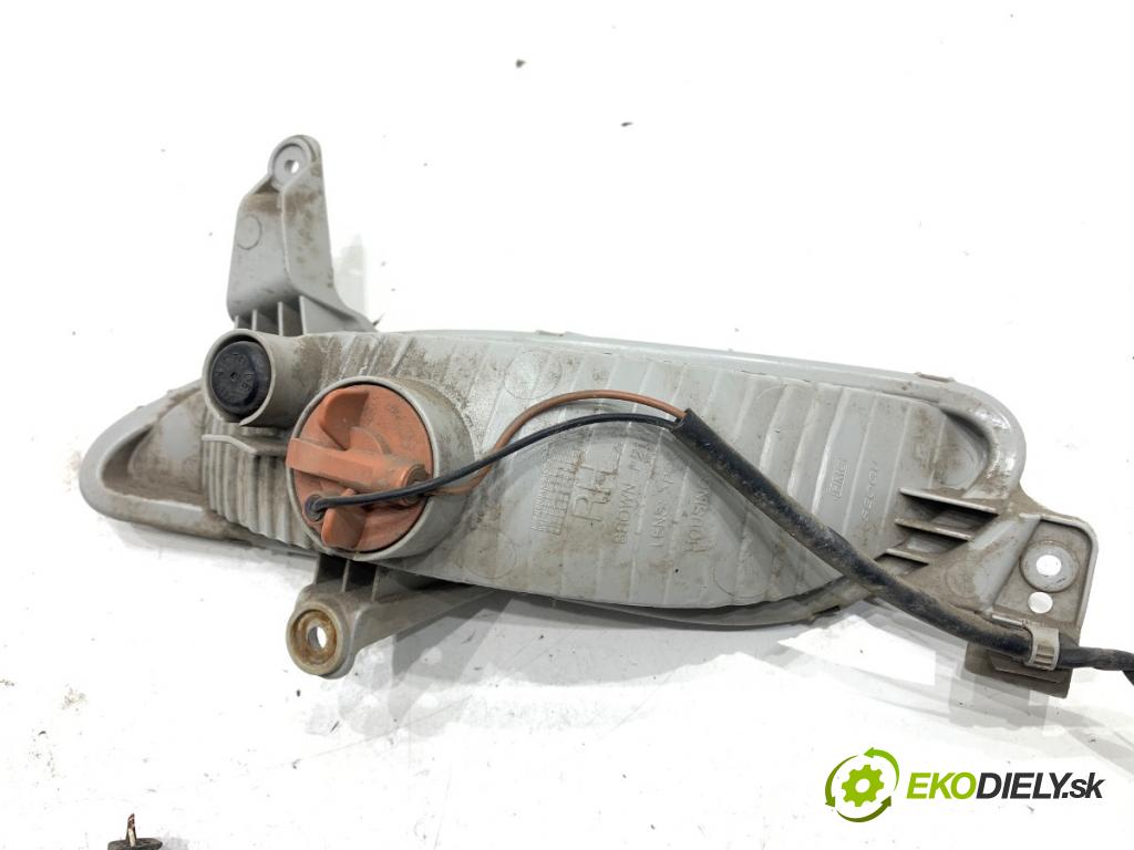 HYUNDAI i30 Kombi 2011 66 kW 1.6 CRDi 1582 světlo nárazníka pravý zadní část