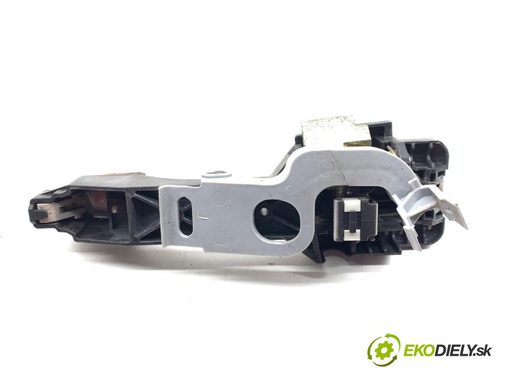 HYUNDAI i30 Kombi 2011 66 kW 1.6 CRDi 1582 Kľučka vonkajšia ľavy zad