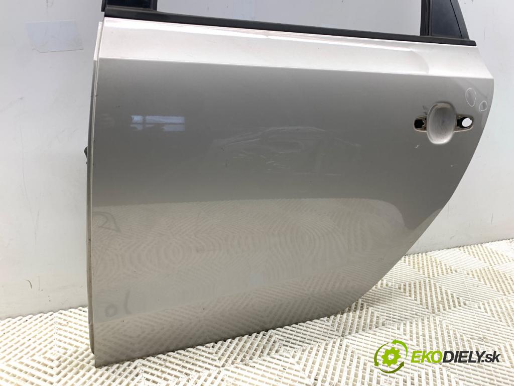HYUNDAI i30 Kombi 2011 66 kW 1.6 CRDi 1582 dveře levý zadní část QU