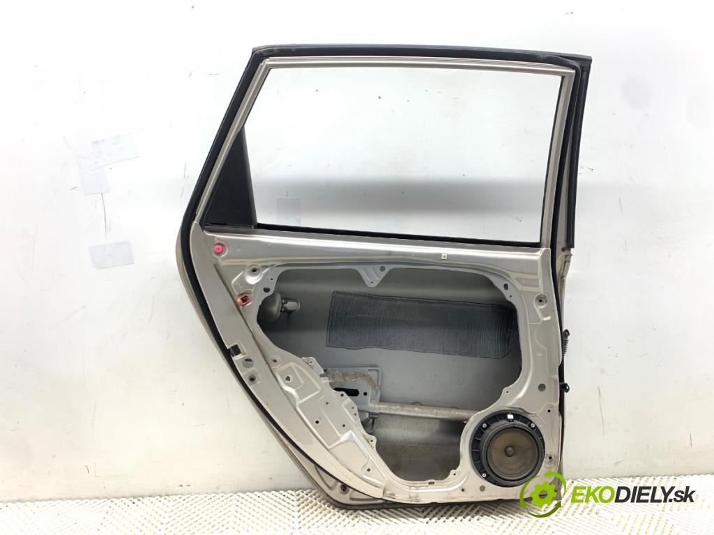 HYUNDAI i30 Kombi 2011 66 kW 1.6 CRDi 1582 dveře levý zadní část QU